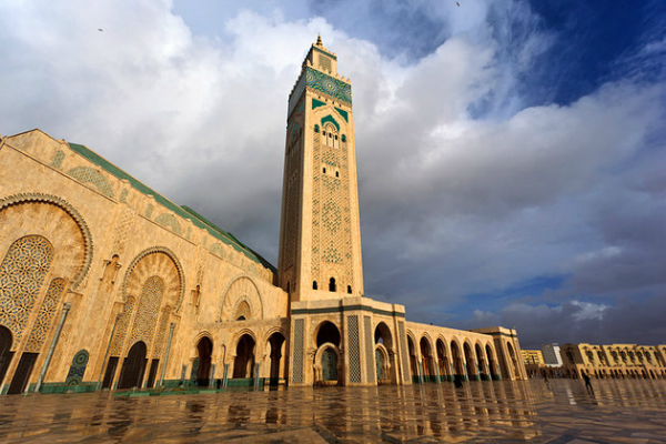صفحات من تاريخ وحضارة المغرب الإسلامي