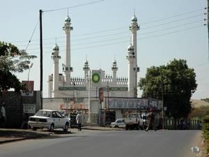 المسلمون في تنزانيا وجزر القمر