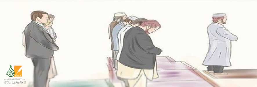 سُنَّة النظر إلى الأرض في الصلاة