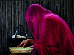 Musulmanas serían deportadas de Gran Bretaña si no hablan inglés