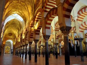 Cien expertos critican la situación de la Mezquita de Córdoba