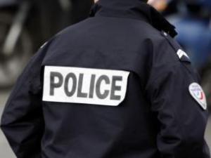 Suspenden por 2 años a un policía francés por comentarios islamofobos