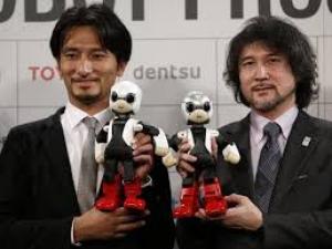 Tokio presenta su candidatura con dos robots, uno de ellos de misión espacial