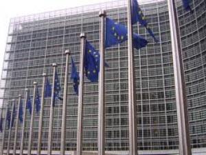 La Comisión Europea advierte de que una tasa en la frontera de Gibraltar sería ilegal