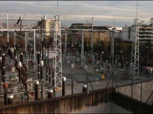 Las eléctricas se han embolsado 21.600 millones por las subidas de la luz durante la crisis