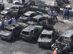 مقتل 12 على الأقل في تفجيرات قنابل بالعراق