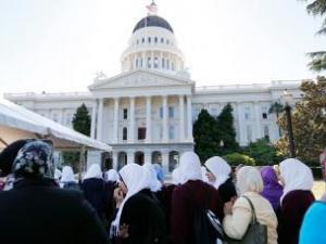 Musulmanes Estadounidenses recibidos por legisladores