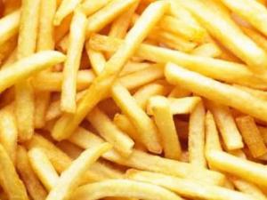 Las patatas muy fritas estimulan el proceso de envejecimiento